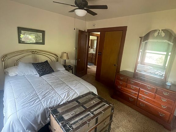 One of the 2 bedrooms that we are adding a small desk to to have a designated work area. It overlooks the gardens.