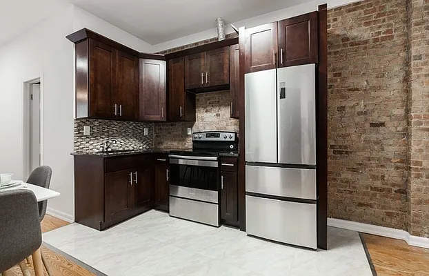 Rented by LG Fairmont Group | media 21