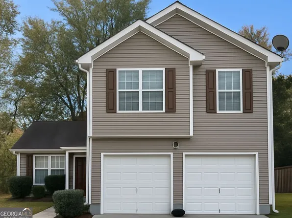 8258 Champion Trl, Fairburn, GA 30213