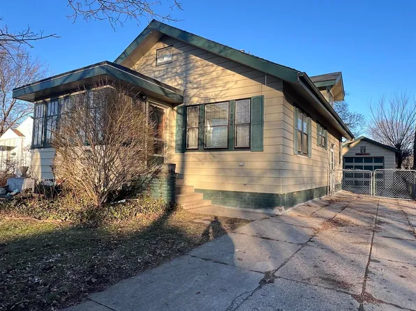 122 S Highland Ave, Elkhart, IN 46514