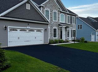 2 Origin Dr, Latham, NY 12110