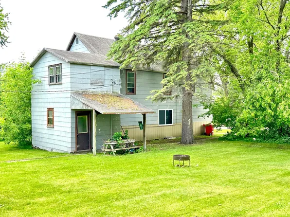 219 3rd Ave, Bovey, MN 55709