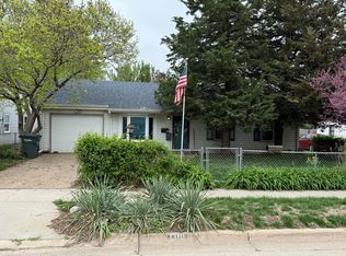 1310 Lindwood Dr, Carter Lake, IA 51510