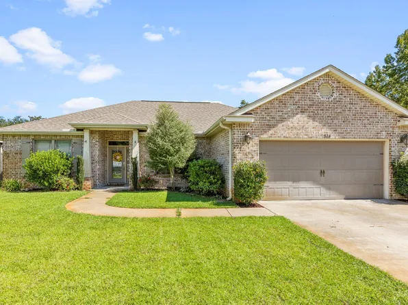 314 Evergreen Dr, Mary Esther, FL 32569