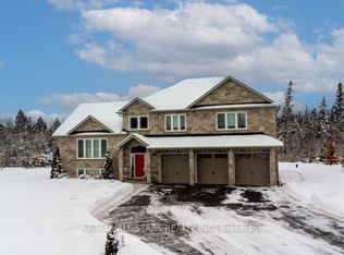 15 Rustlewood Ave, Kawartha Lakes, ON L0A1A0
