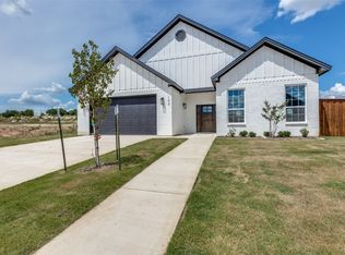 106 Mesa Dr, Glen Rose, TX 76043