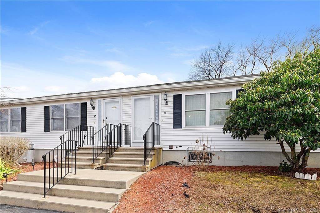 15 1st St 15, Wauregan, CT 06387 Zillow