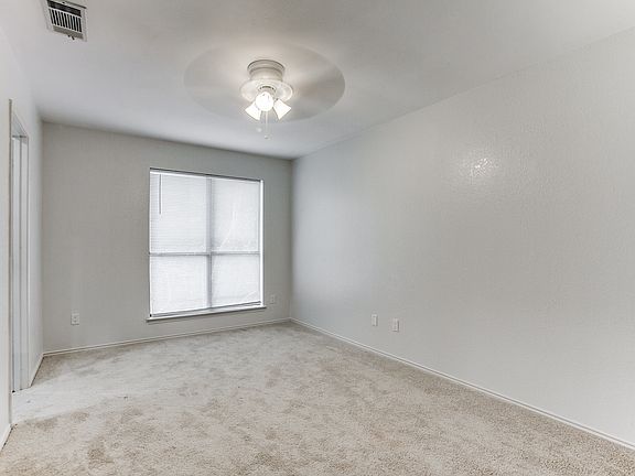 5th image of 1229 Forest Cove Ln
