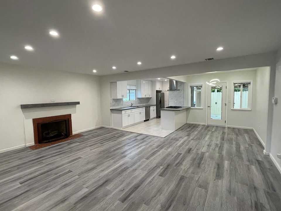 1st image of 10314 Woodward Ave