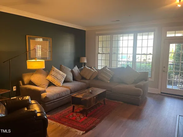 3920 Essex Garden Ln APT 103, Raleigh, NC 27612