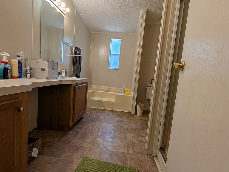 5620 Kelly Dr — Photo 5