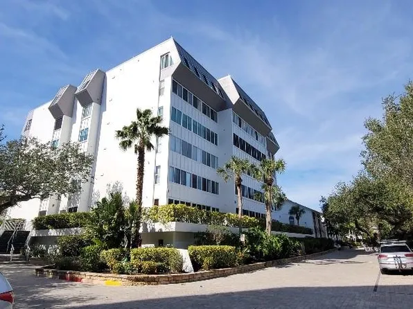 1255 E Peppertree Dr APT 506, Sarasota, FL 34242