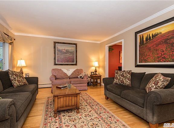 3rd image of 134 Carley Ave