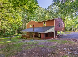 257 Chestnut Hill Rd, Emmaus, PA 18049