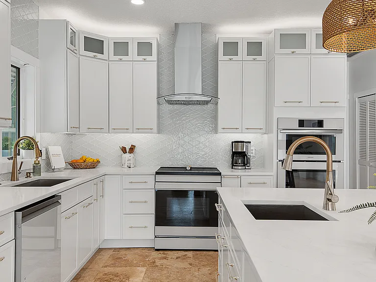 10 Castle Ct — Photo 31