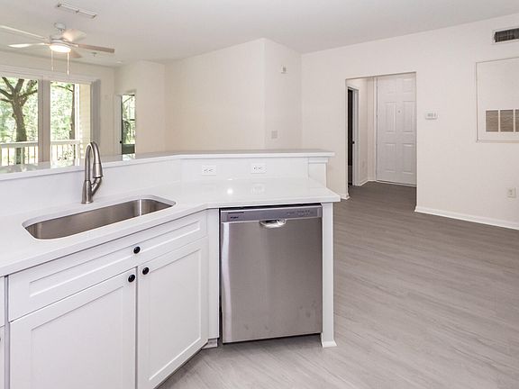 3rd image of 60 Fenwick Hall Aly APT 227