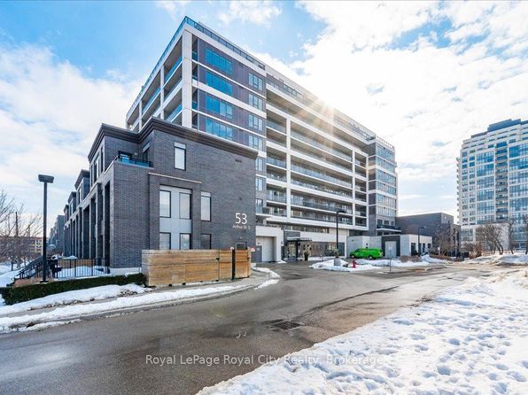 53 Arthur St S #RL3, Guelph, ON N1E 0P5