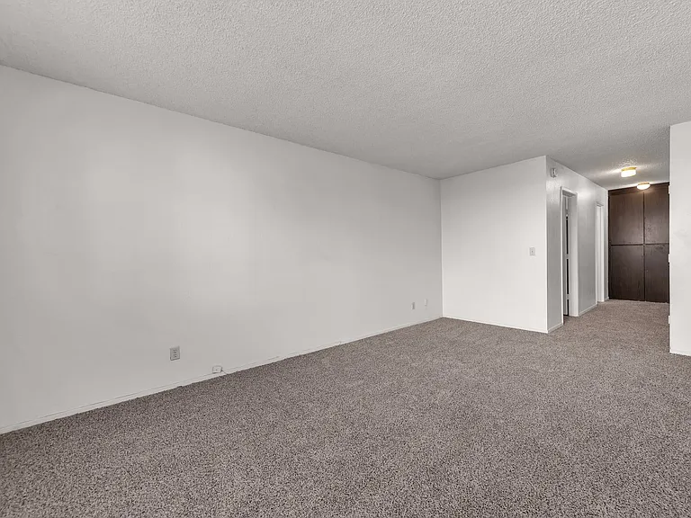 2300 Dickerson Rd #42 — Photo 17