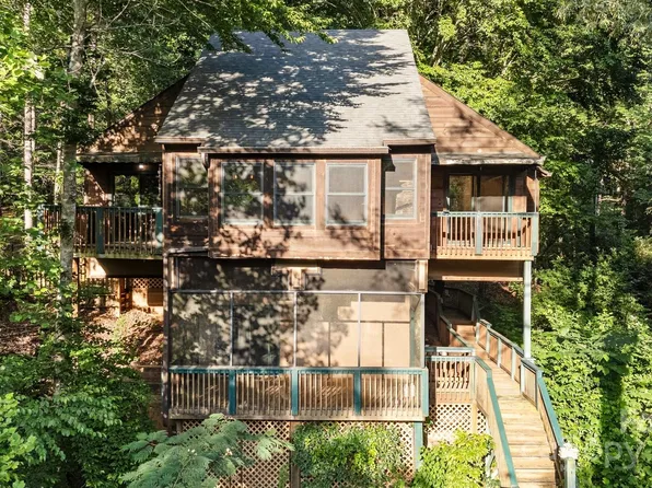 2051 Buffalo Creek Rd, Lake Lure, NC 28746