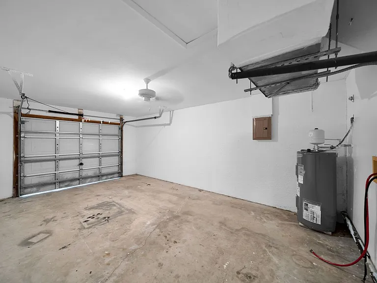 3738 Santa Barbara Blvd — Photo 11