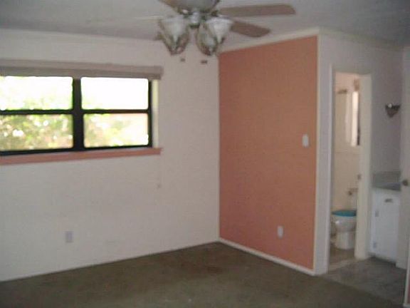 4th image of 1737 Delwood Dr