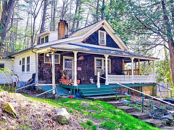 2nd image of 12 Homeyer Road