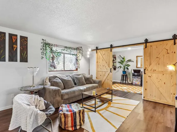 808 Westwinds Dr APT 2, Iowa City, IA 52246