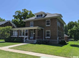 118 W South St, Geneseo, IL 61254
