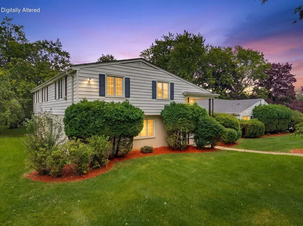 7320 N Pheasant LANE, River Hills, WI 53217