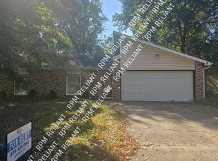 2403 Grandview Cir, Columbia, MO 65203
