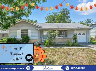 208 Westfork Dr S, Fort Worth, TX 76114