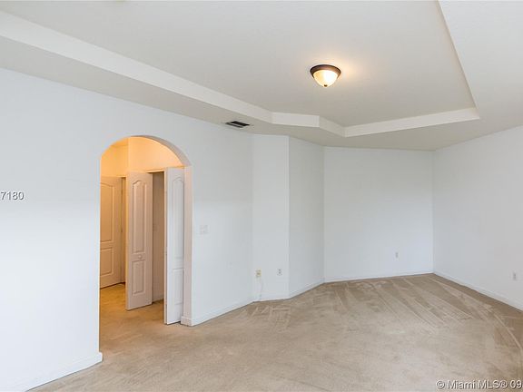 4th image of 5470 NW 113th Ct