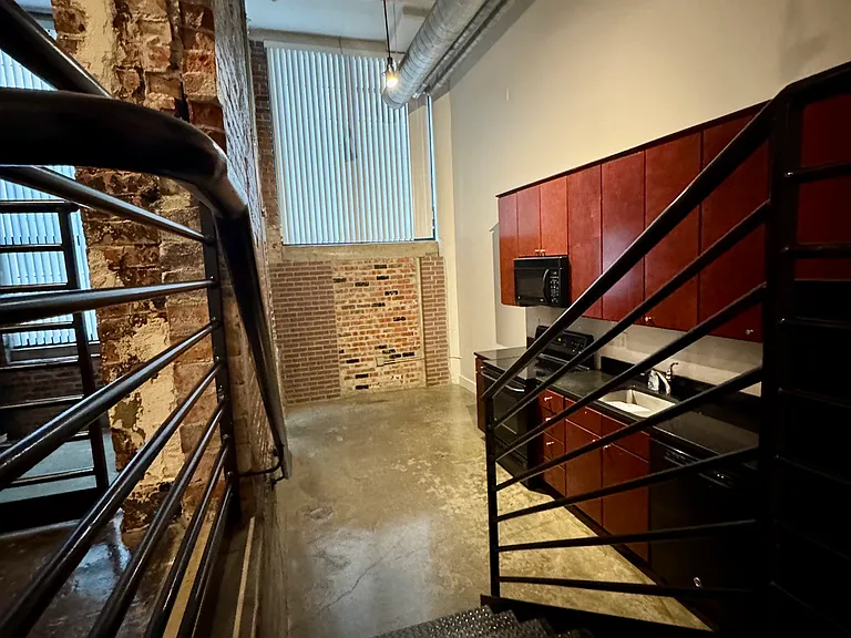 10th Street Lofts — Photo 35