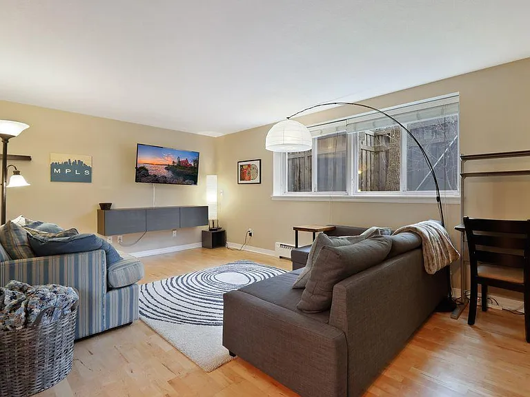 2706 Humboldt Ave S #104 — Photo 5