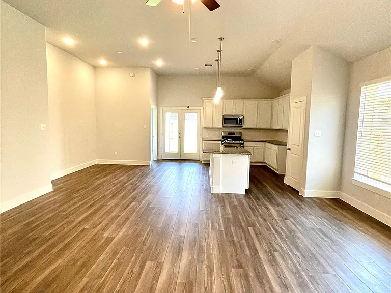 216 Catalina Cove Dr — Photo 8