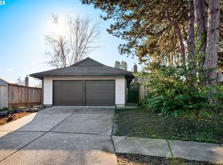 11995 SW Morning Hill Dr, Tigard, OR 97223