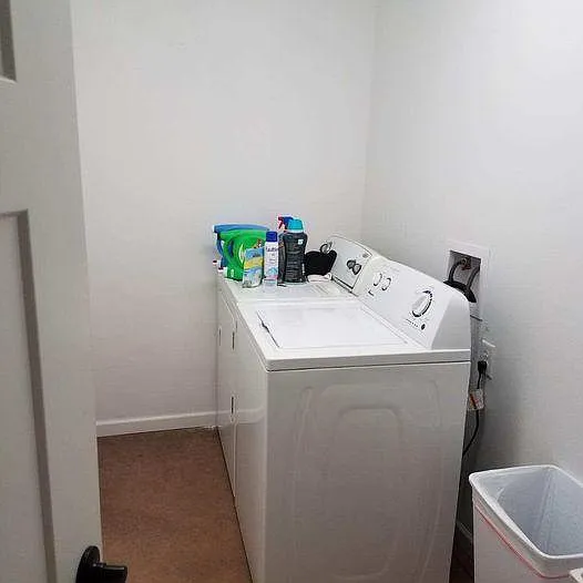 4 bed, 2000 sqft, $1,900 — Photo 4