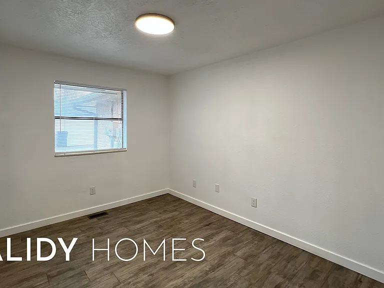 12510 Maple Ridge Rd — Photo 34