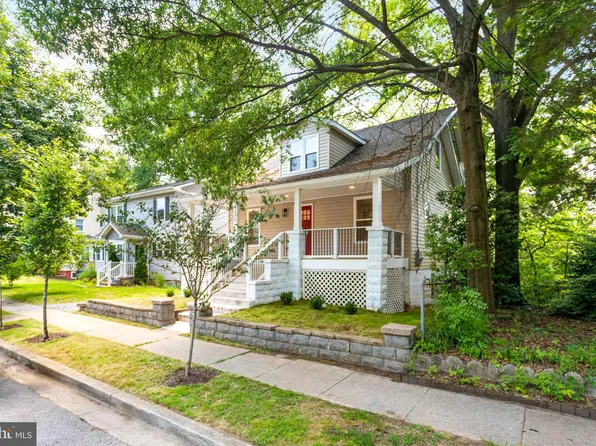 4310 30th St, Mount Rainier, MD 20712