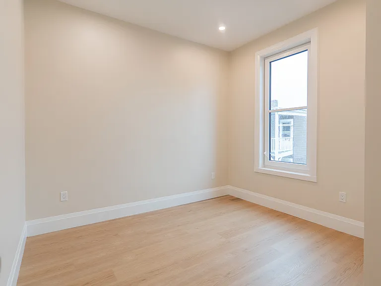 841 Columbia Rd #5 — Photo 8