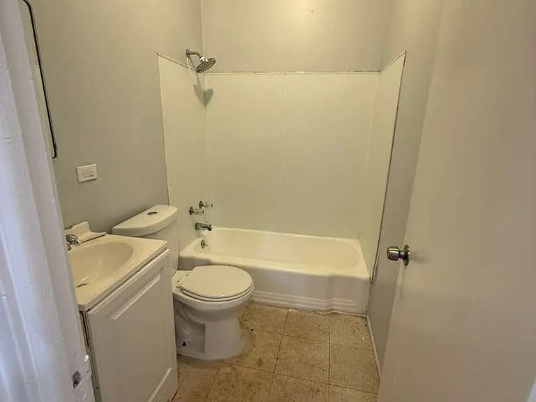 5960 W Roosevelt Rd #1 — Photo 7