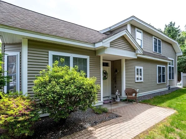502 Linwood Ct, Clinton, MA 01510
