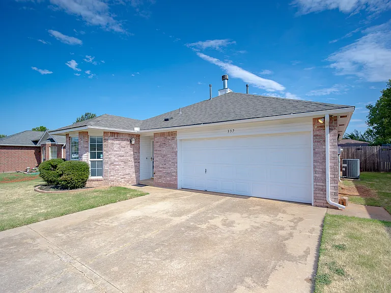 337 W Chantilly Way — Photo 18