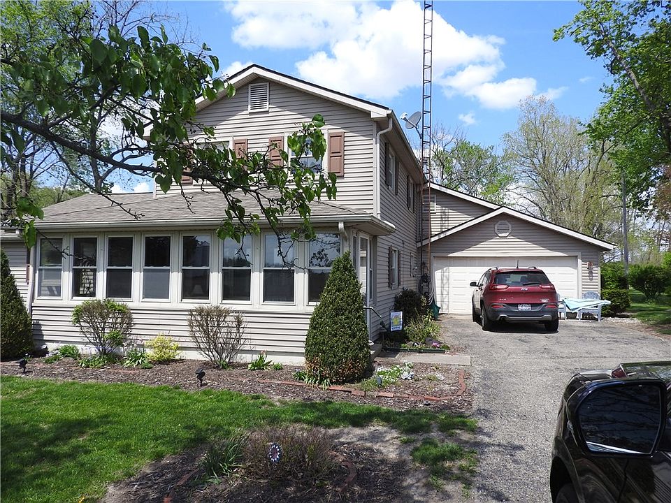 1st image of 2185 E Loy Rd