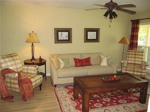 5th image of 2810 Great Valley Dr