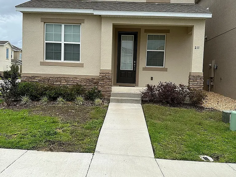 211 Boydfield Ln — Photo 1