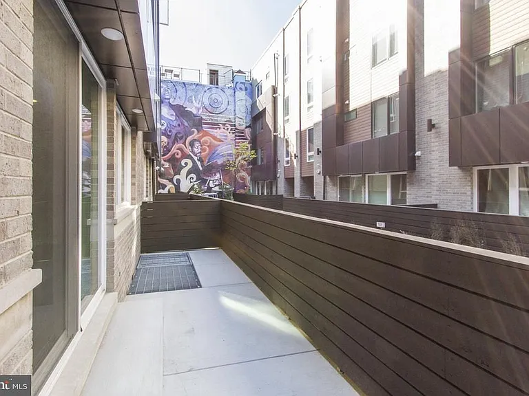 720 S Sartain St #1 — Photo 12