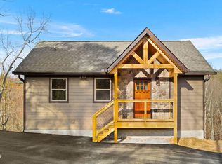 1559 Sky View Dr, Sevierville, TN 37876