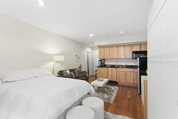 Rented by Corcoran | media 6