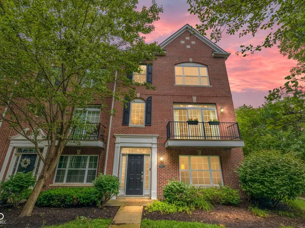 11910 Kelso Dr Unit 6, Zionsville, IN 46077